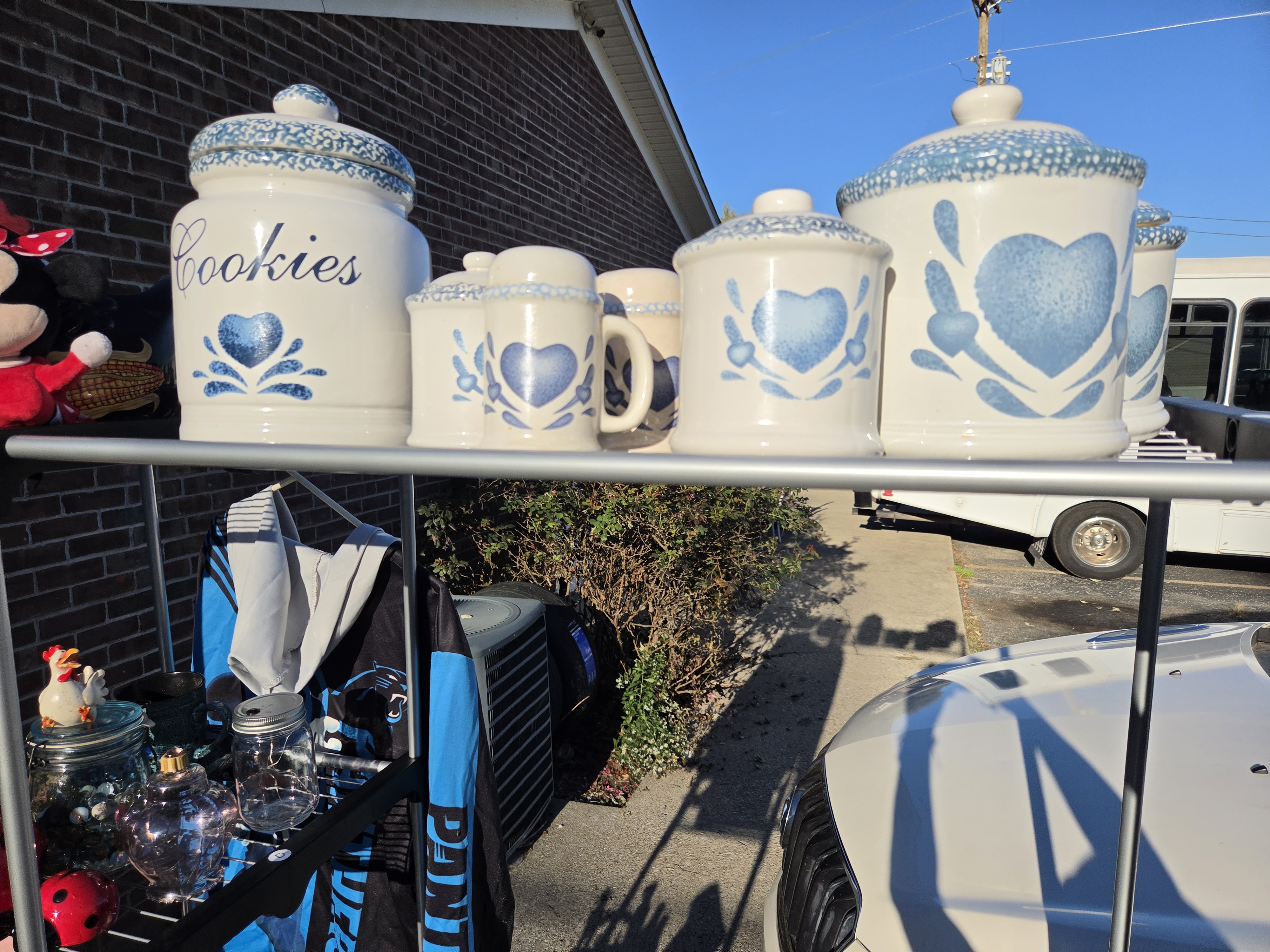 Garage Sale on West Blue Lick Road, Shepherdsville, KY — Shepherdsville Garage Sale, photo 2