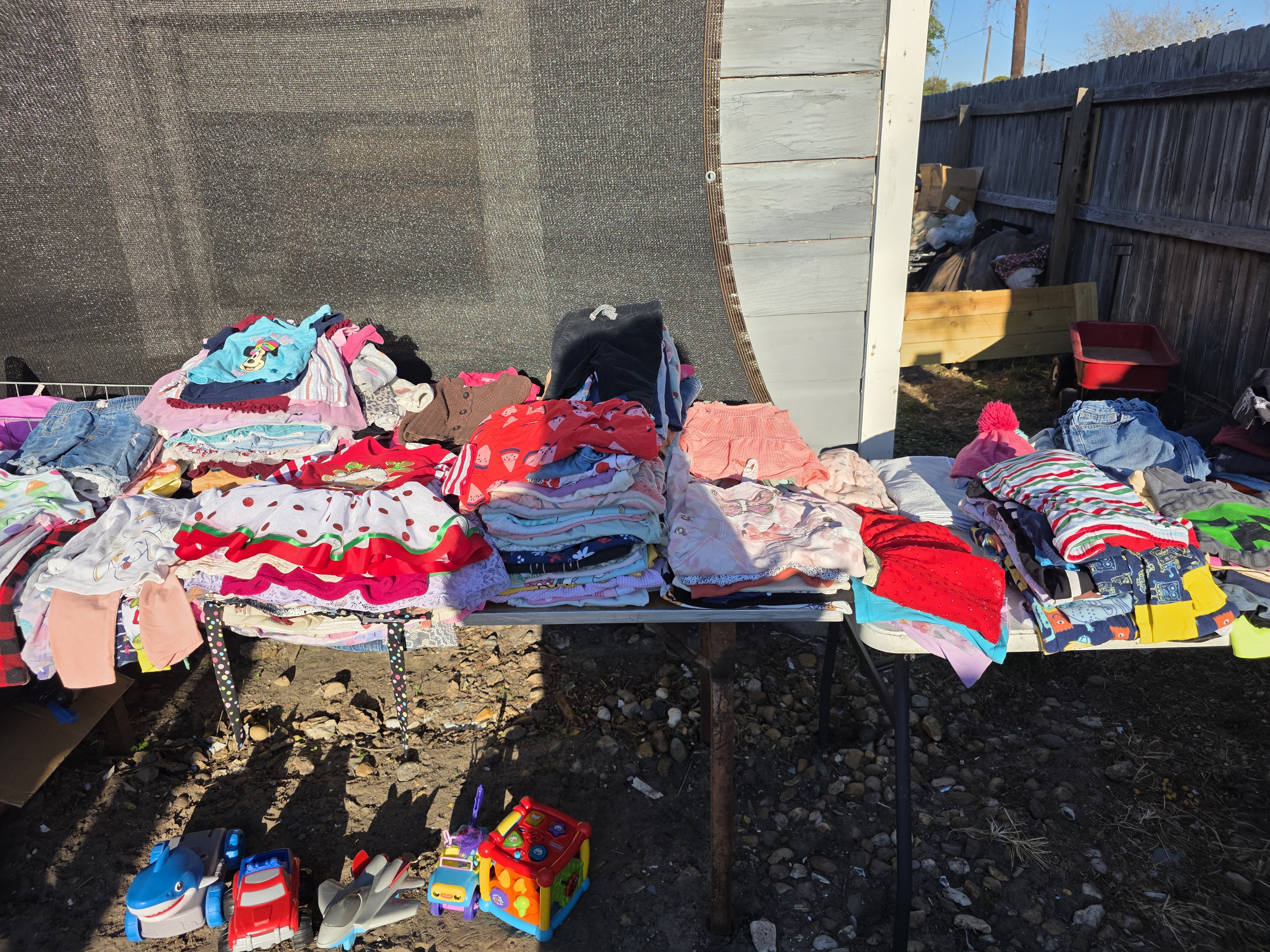 Garage Sale on Scotland Drive, Corpus Christi, TX — Corpus Christi Garage Sale, photo 5
