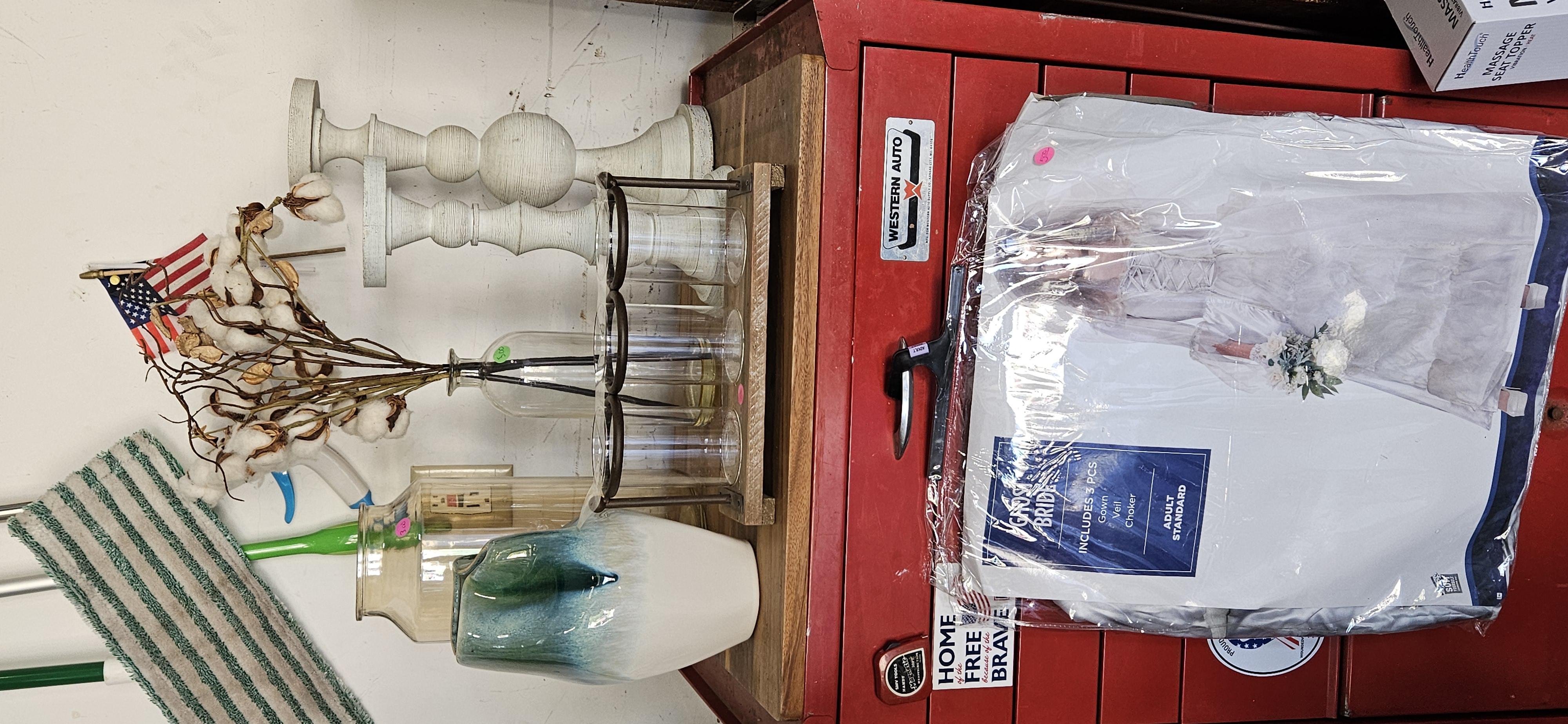 Garage Sale on Eagle Lake Court, Bel Aire, KS — Bel Aire Garage Sale, photo 2