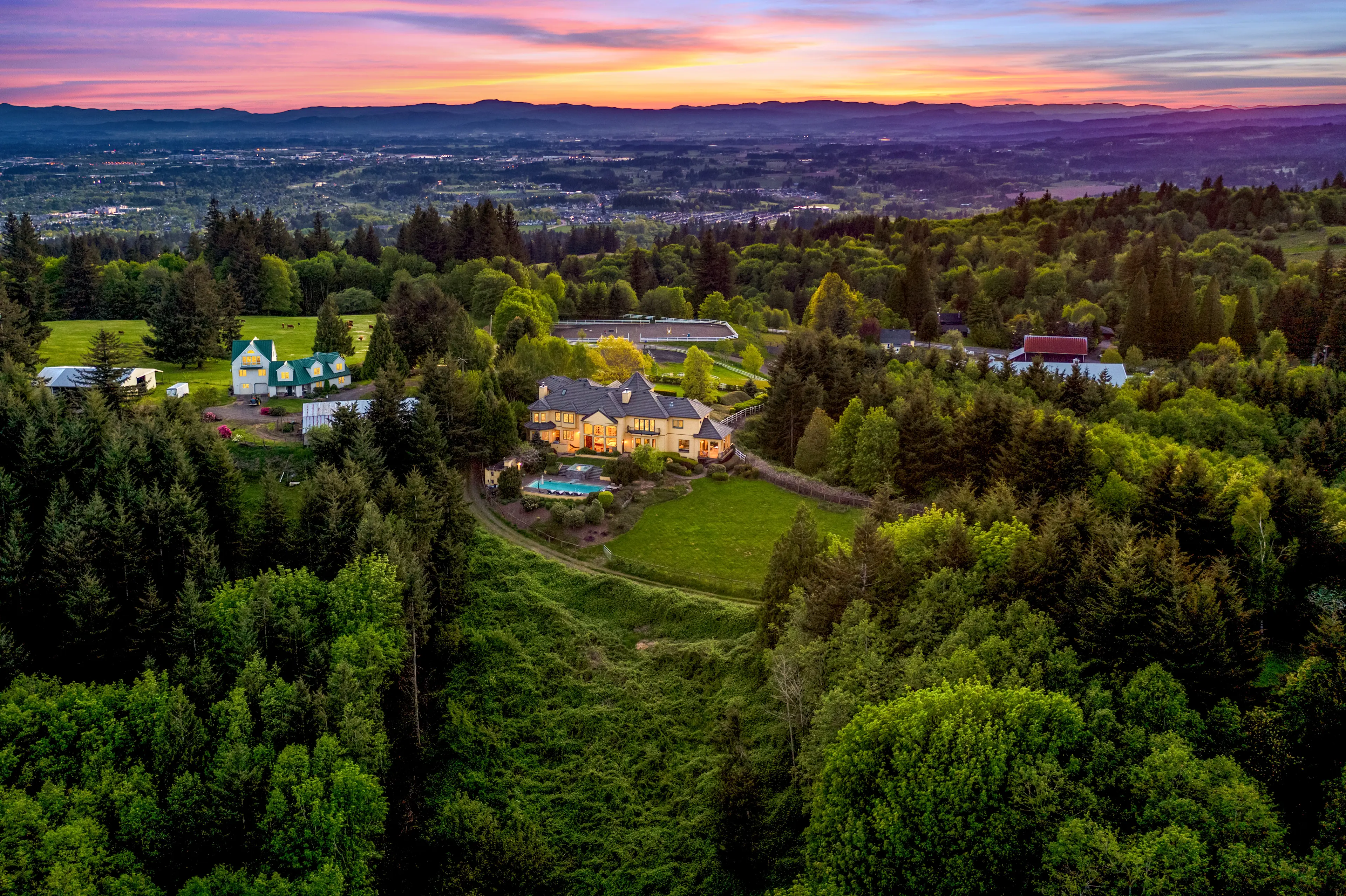 Estate Sale on Northwest Skyline Boulevard, Portland OR — Portland, OR Online Auction by Concierge Auction