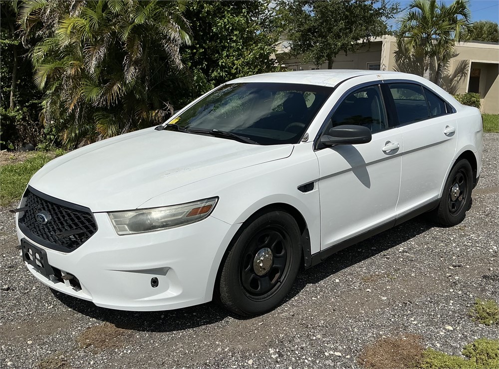 Estate Sale on Pembroke Pines, Pembroke Pines FL — Pembroke Pines, FL Online Auction by BIDERA Government Surplus Auctions