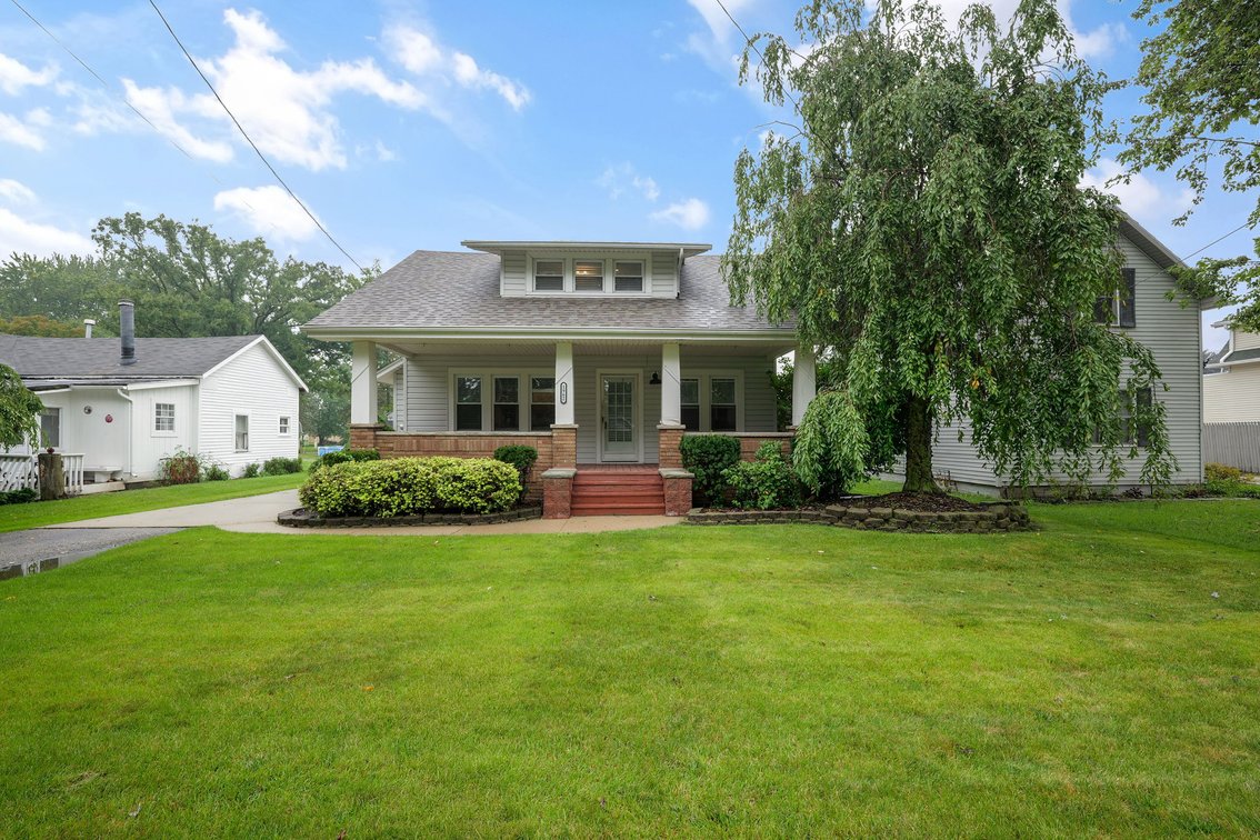Estate Sale on Erie Road, Erie MI — Erie, MI Sale by Amlin Auction