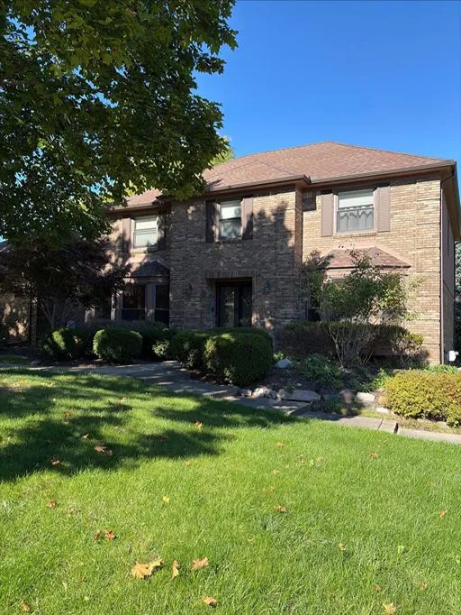 Estate Sale on Wakefield Ct, Northville MI — Northville Estate Sale