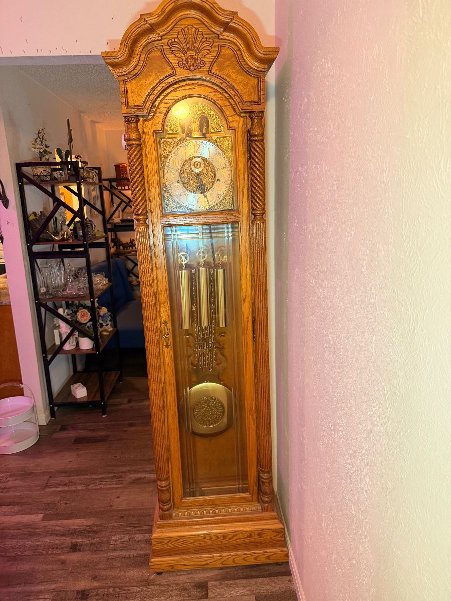 Estate Sale on Arlington, Arlington, TX — Arlington, TX Estate Sale by James Major Estate Sales, photo 1