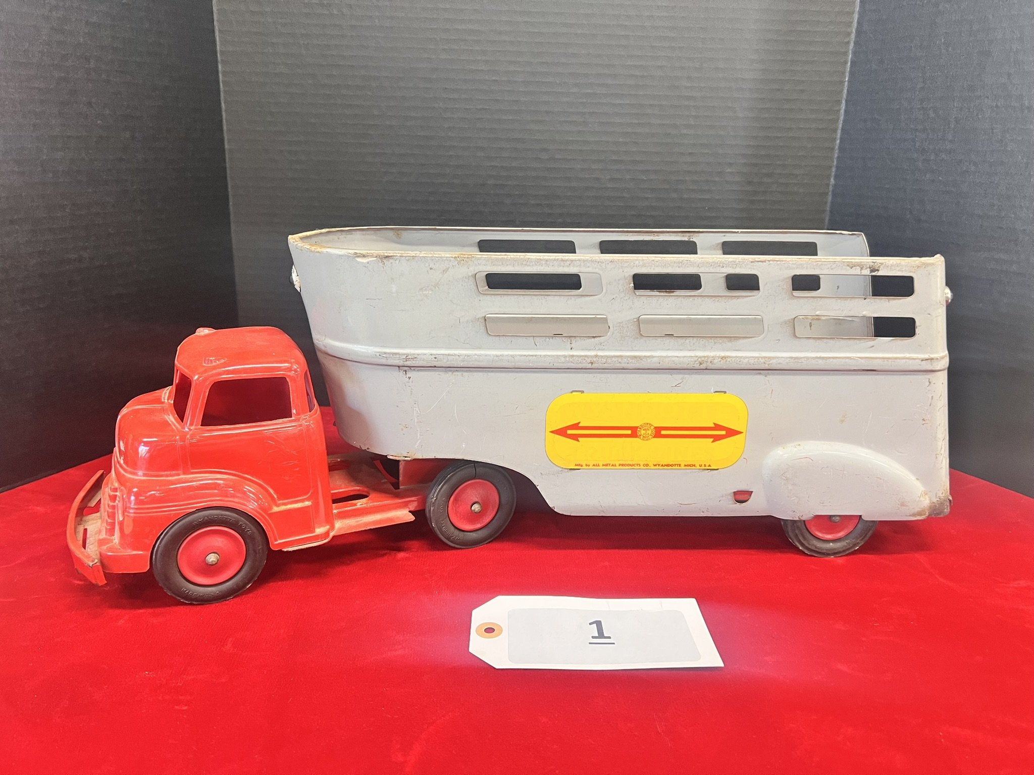 Estate Sale on Brookville, Brookville OH — Brookville, OH Online Auction by John Muncy & Associates