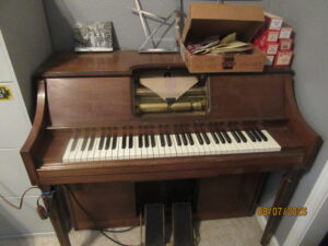 Estate Sale on Visalia, Visalia CA — Visalia, CA Estate Sale by DS Liquidation Services Fresno
