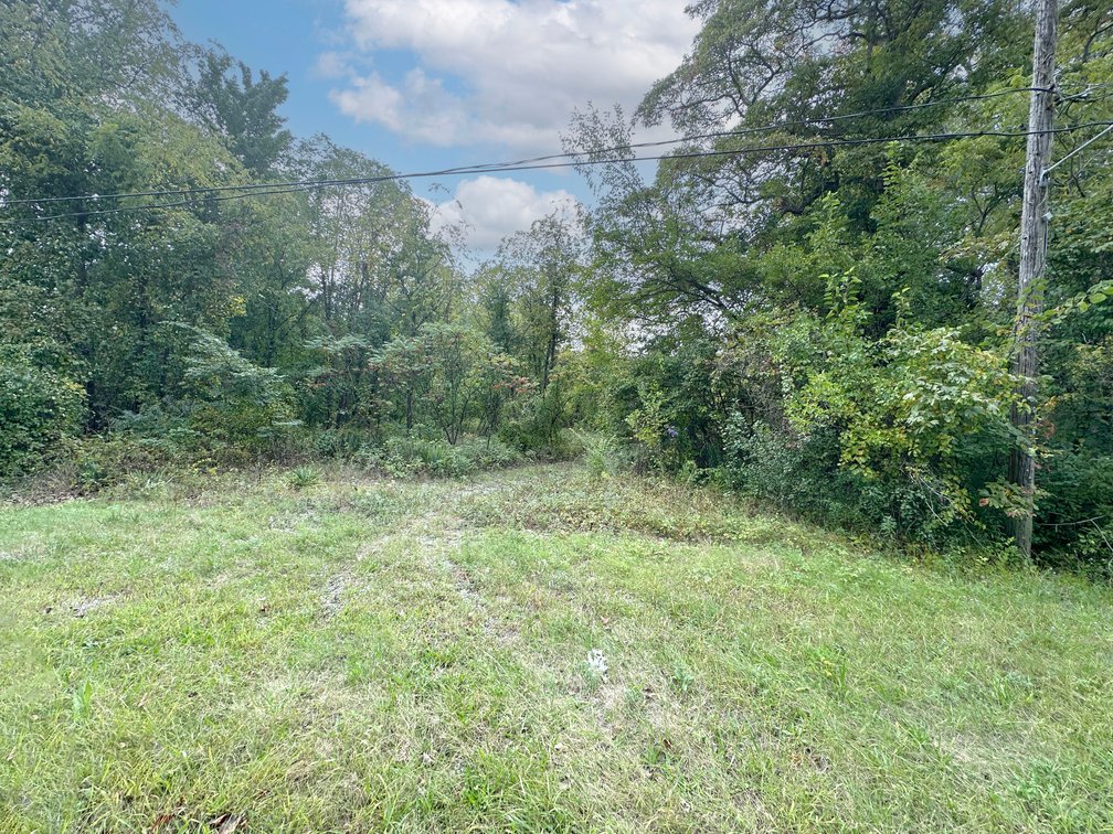 Estate Sale on South Raab Road, Swanton OH — Swanton, OH Online Auction by Pamela Rose Auction Company, LLC
