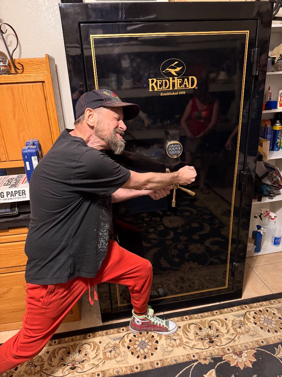 Estate Sale on Fort Worth, Fort Worth, TX — Fort Worth, TX Estate Sale by James Major Estate Sales, photo 1
