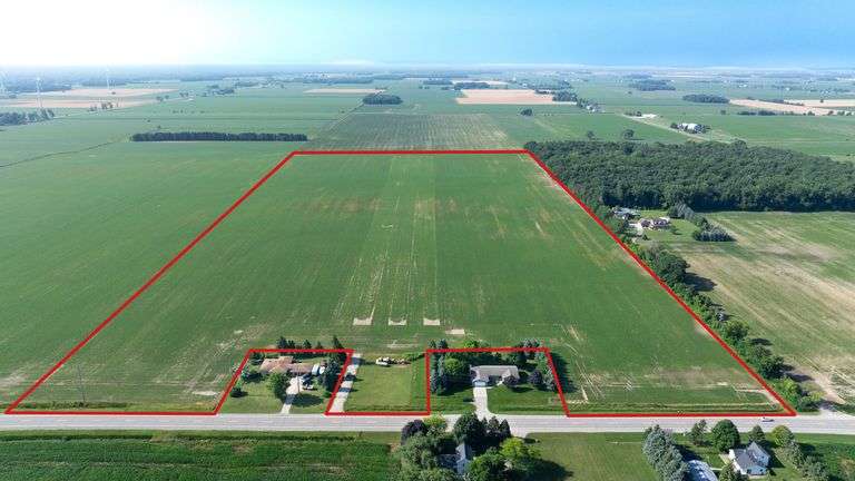 Estate Sale on Sanilac Road, Vassar, MI — Vassar, MI Online Auction by Albrecht Auction Service LLC & BidNow, photo 1