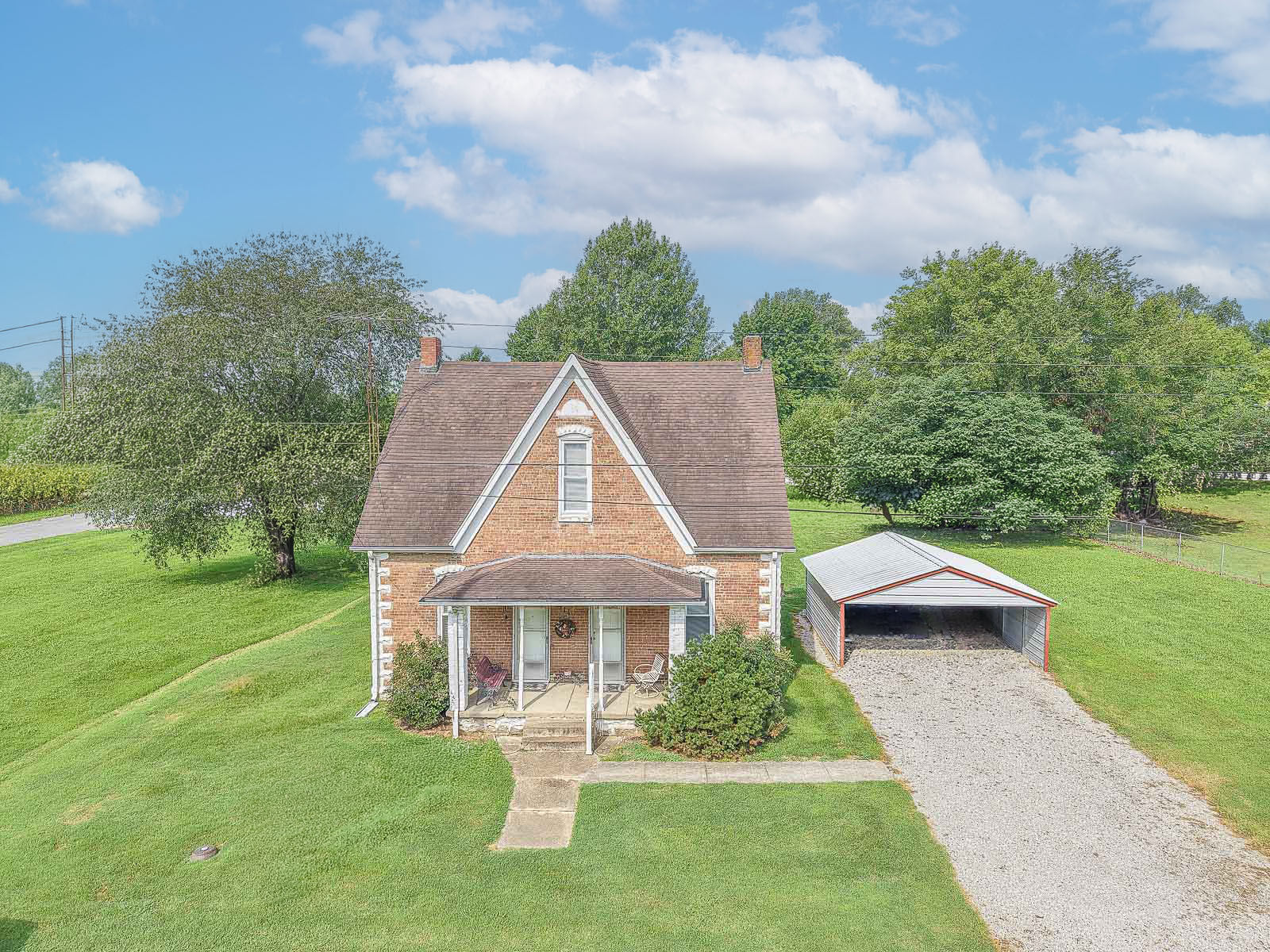 Estate Sale on South Chester Street, Sparta, IL — Sparta, IL Online Auction by Adam's Auction & Real Estate Services, Inc., photo 1