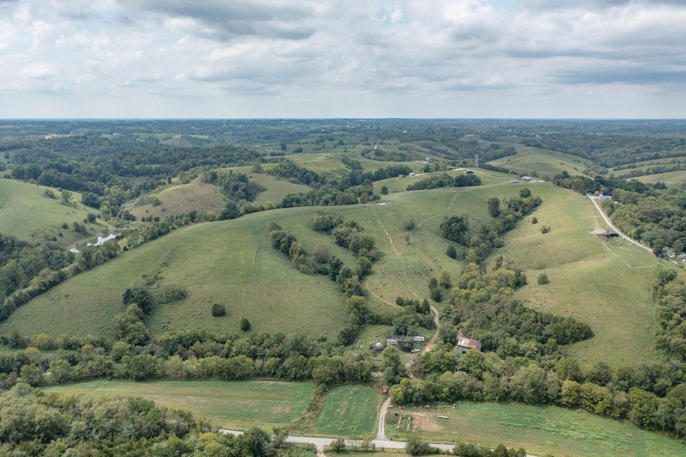 Estate Sale on Watkins Lane, Carlisle KY — Carlisle, KY Online Auction by Mallory Auction Company